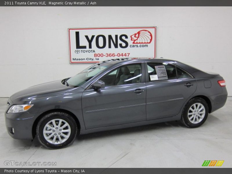 Magnetic Gray Metallic / Ash 2011 Toyota Camry XLE
