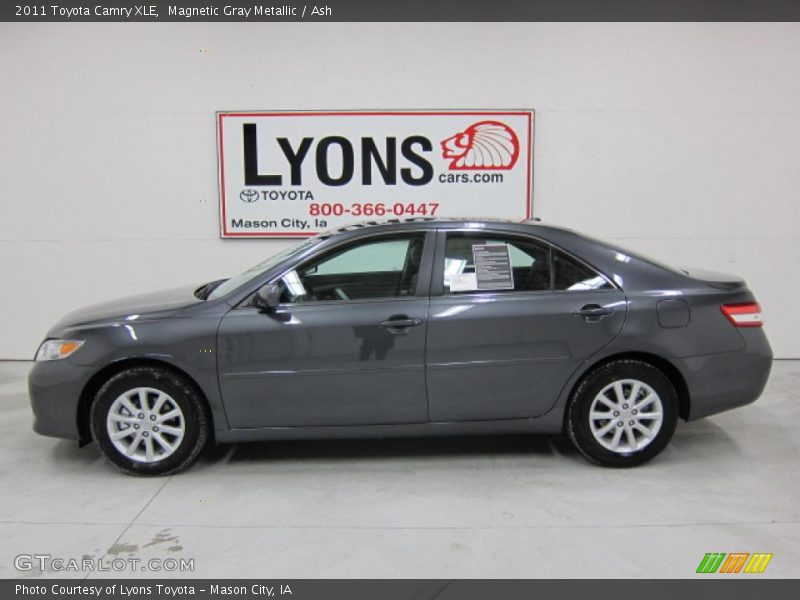 Magnetic Gray Metallic / Ash 2011 Toyota Camry XLE