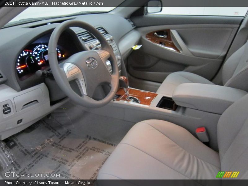 Magnetic Gray Metallic / Ash 2011 Toyota Camry XLE