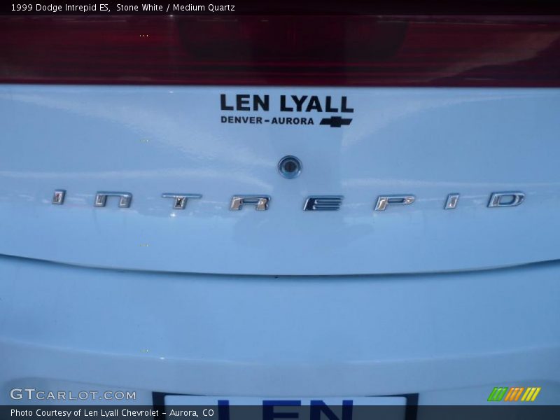 Stone White / Medium Quartz 1999 Dodge Intrepid ES