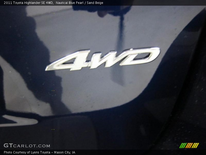 Nautical Blue Pearl / Sand Beige 2011 Toyota Highlander SE 4WD