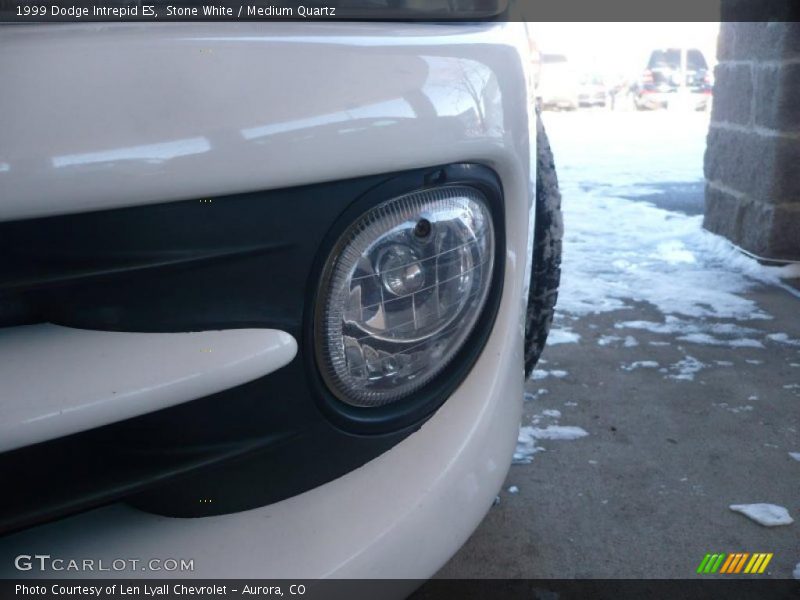 Stone White / Medium Quartz 1999 Dodge Intrepid ES