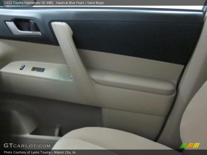 Nautical Blue Pearl / Sand Beige 2011 Toyota Highlander SE 4WD