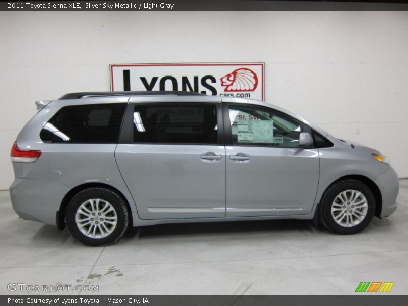 Silver Sky Metallic / Light Gray 2011 Toyota Sienna XLE