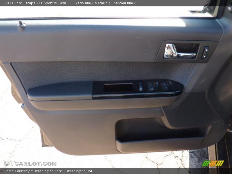 Tuxedo Black Metallic / Charcoal Black 2011 Ford Escape XLT Sport V6 4WD
