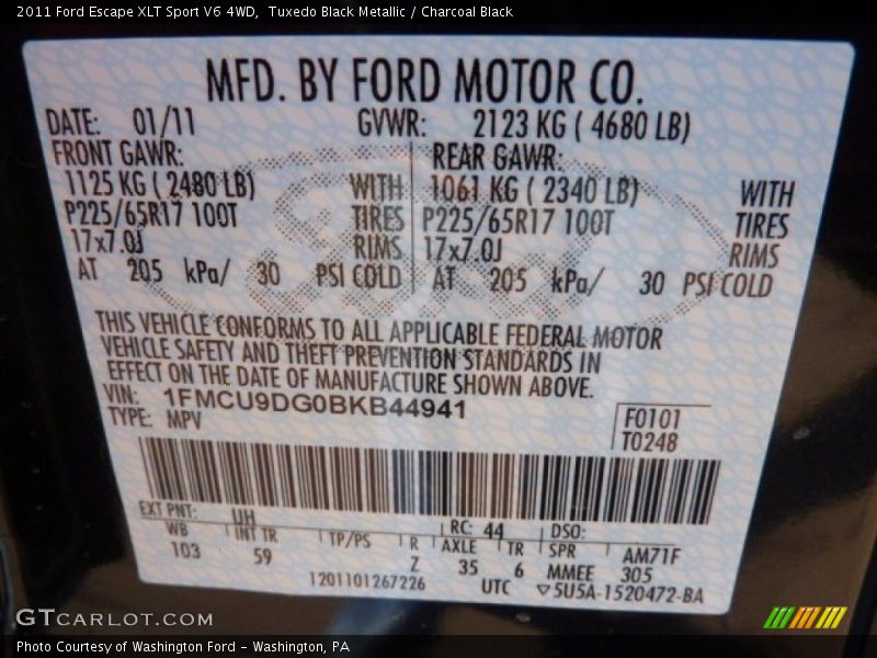 Tuxedo Black Metallic / Charcoal Black 2011 Ford Escape XLT Sport V6 4WD