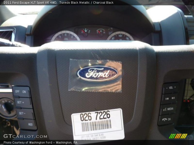 Tuxedo Black Metallic / Charcoal Black 2011 Ford Escape XLT Sport V6 4WD