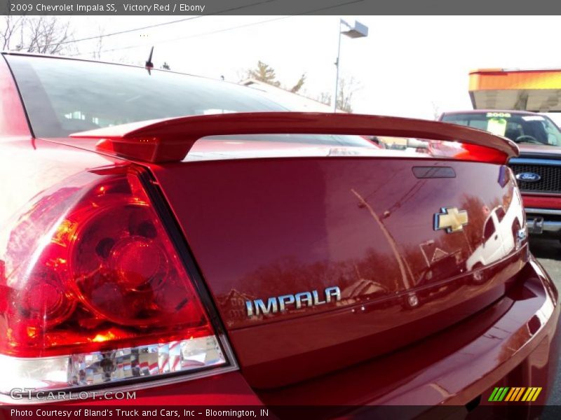 Victory Red / Ebony 2009 Chevrolet Impala SS