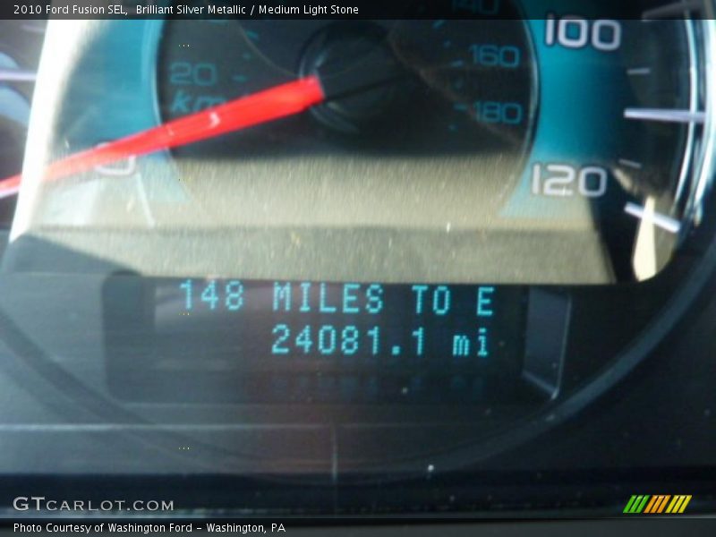 Brilliant Silver Metallic / Medium Light Stone 2010 Ford Fusion SEL