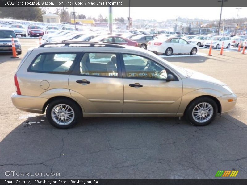 Fort Knox Gold / Medium Parchment 2002 Ford Focus SE Wagon