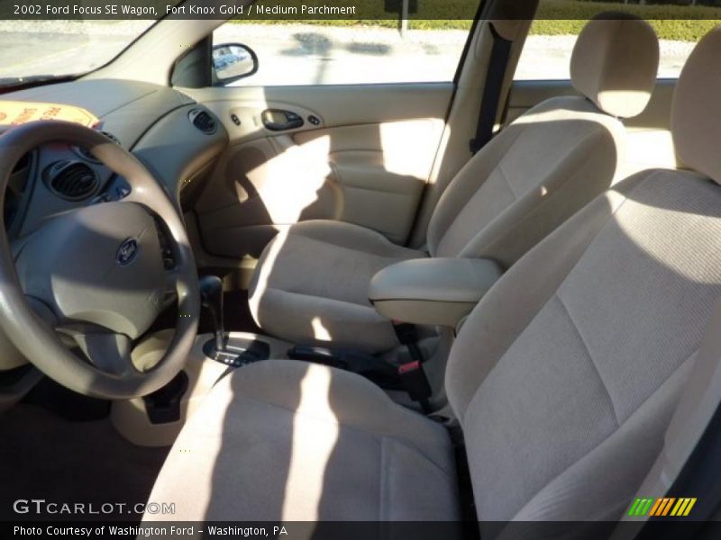 Fort Knox Gold / Medium Parchment 2002 Ford Focus SE Wagon