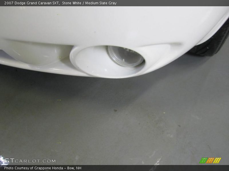 Stone White / Medium Slate Gray 2007 Dodge Grand Caravan SXT
