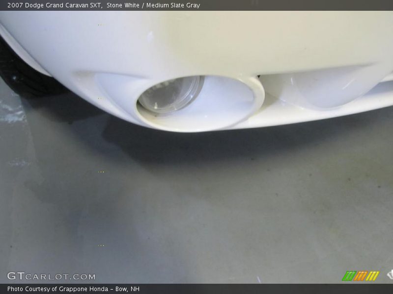 Stone White / Medium Slate Gray 2007 Dodge Grand Caravan SXT