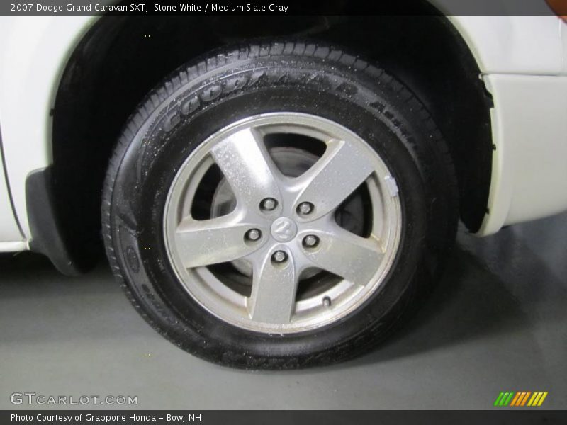 Stone White / Medium Slate Gray 2007 Dodge Grand Caravan SXT