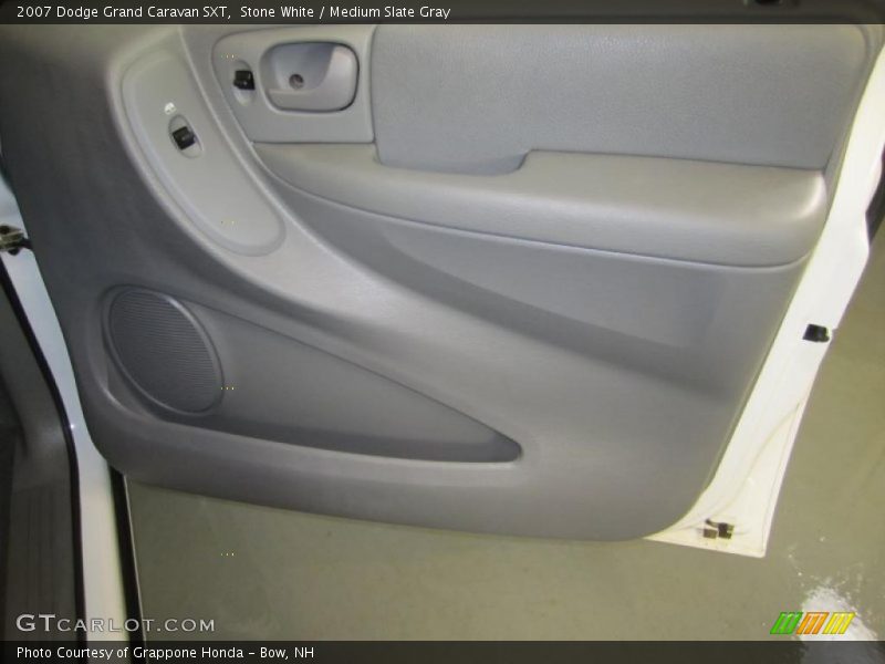 Stone White / Medium Slate Gray 2007 Dodge Grand Caravan SXT