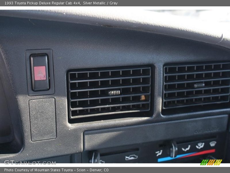 Silver Metallic / Gray 1993 Toyota Pickup Deluxe Regular Cab 4x4