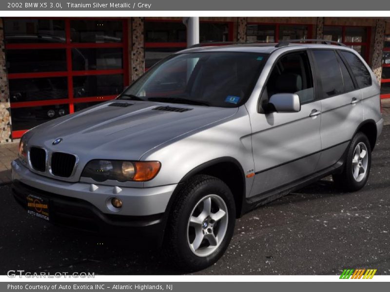 Titanium Silver Metallic / Grey 2002 BMW X5 3.0i