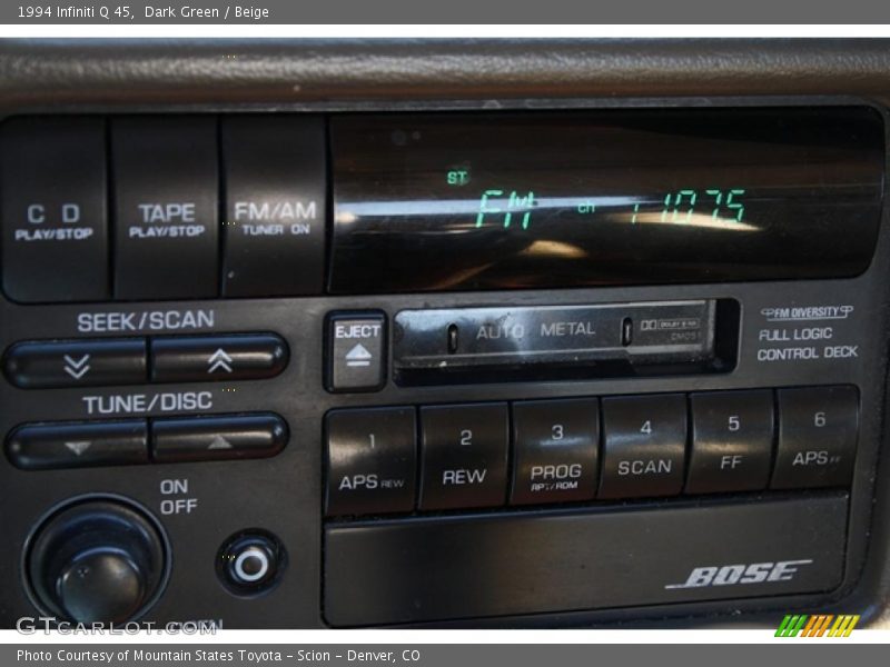 Dark Green / Beige 1994 Infiniti Q 45