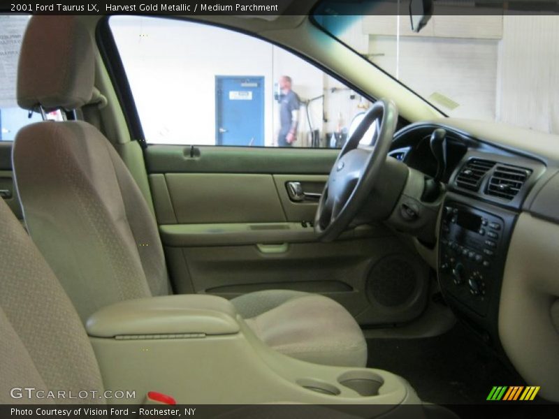 Harvest Gold Metallic / Medium Parchment 2001 Ford Taurus LX