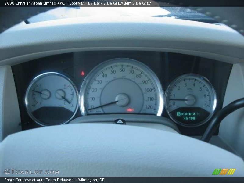 Cool Vanilla / Dark Slate Gray/Light Slate Gray 2008 Chrysler Aspen Limited 4WD