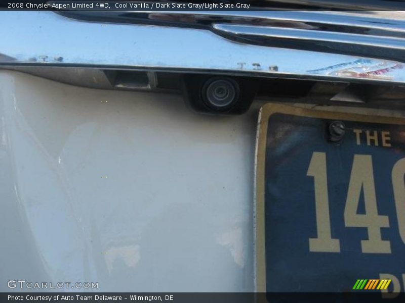 Cool Vanilla / Dark Slate Gray/Light Slate Gray 2008 Chrysler Aspen Limited 4WD