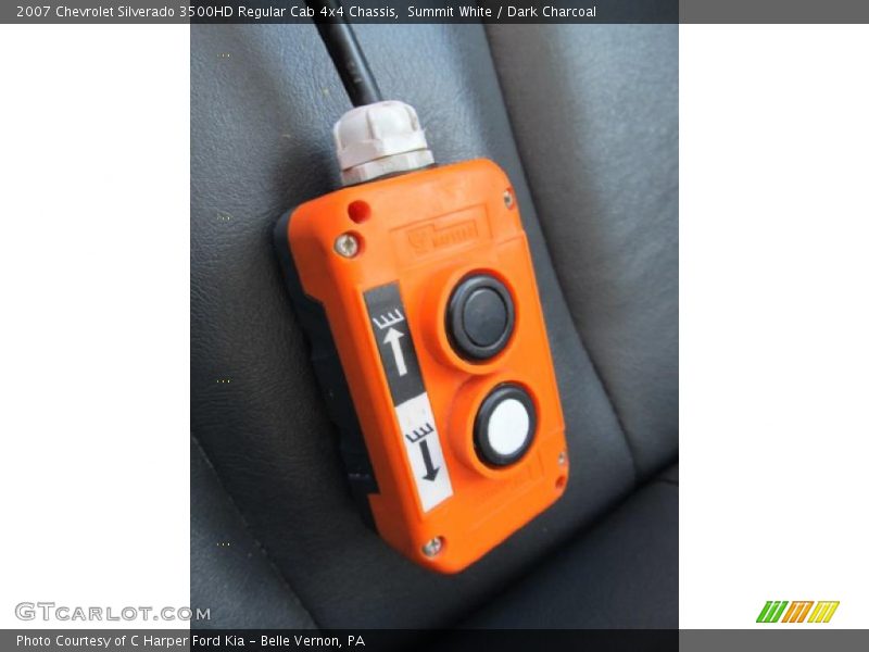 Summit White / Dark Charcoal 2007 Chevrolet Silverado 3500HD Regular Cab 4x4 Chassis