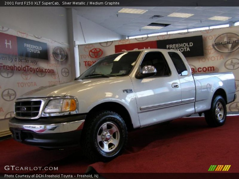 Silver Metallic / Medium Graphite 2001 Ford F150 XLT SuperCab