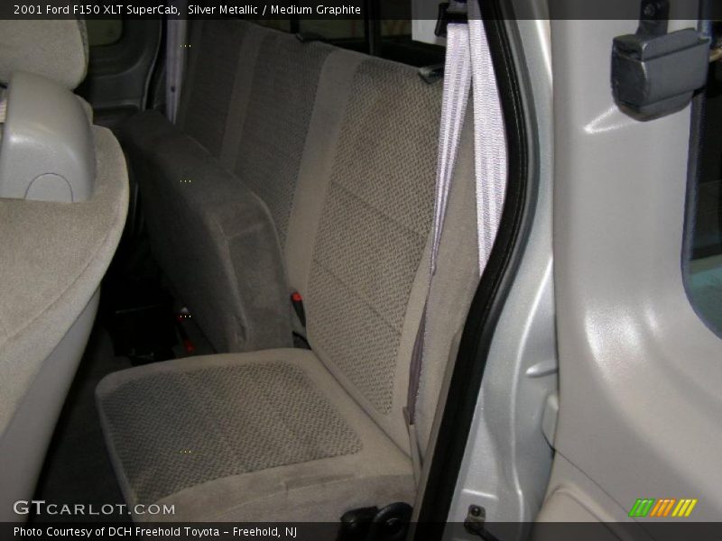 Silver Metallic / Medium Graphite 2001 Ford F150 XLT SuperCab