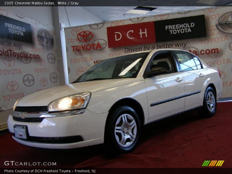 White / Gray 2005 Chevrolet Malibu Sedan