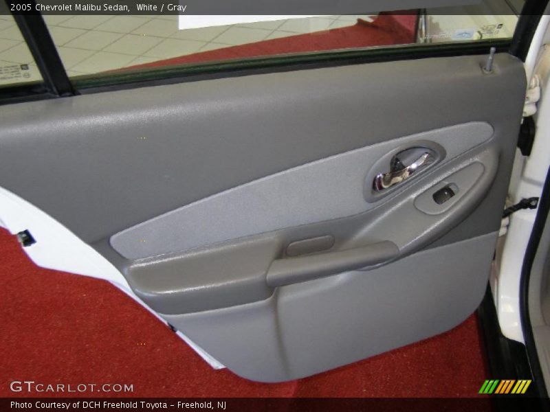 White / Gray 2005 Chevrolet Malibu Sedan