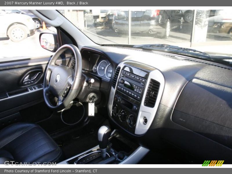 Black / Black 2007 Mercury Mariner Luxury 4WD