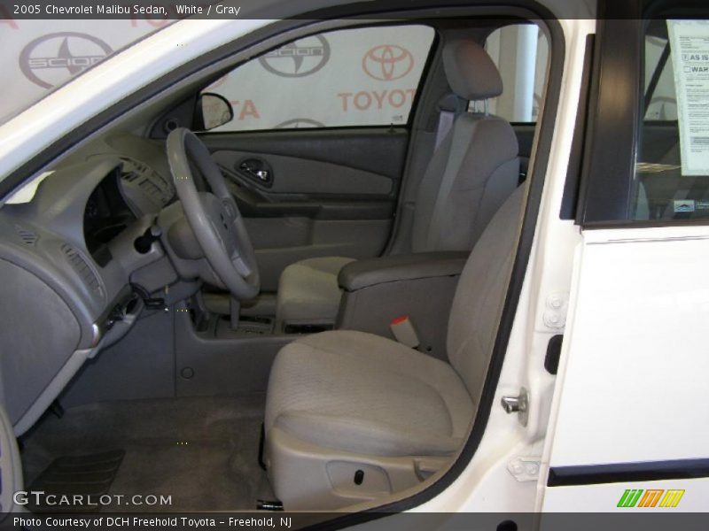 White / Gray 2005 Chevrolet Malibu Sedan