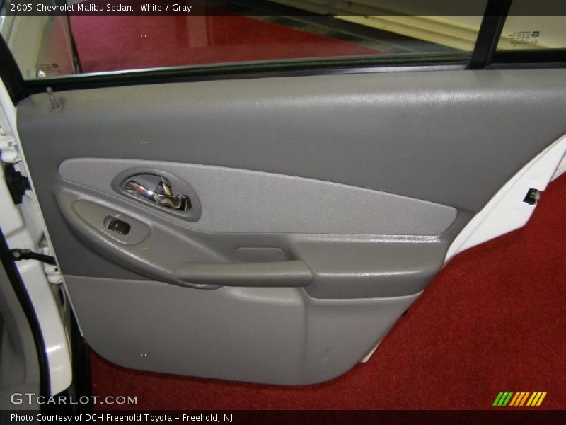 White / Gray 2005 Chevrolet Malibu Sedan