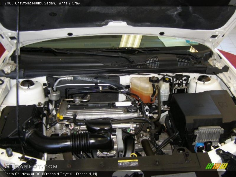 White / Gray 2005 Chevrolet Malibu Sedan