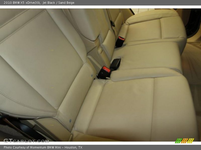 Jet Black / Sand Beige 2010 BMW X5 xDrive30i