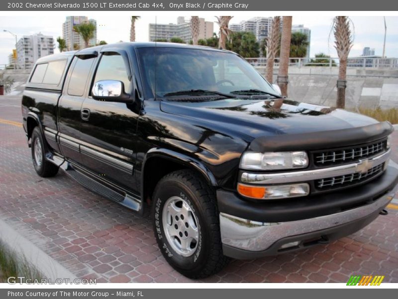 Onyx Black / Graphite Gray 2002 Chevrolet Silverado 1500 LT Extended Cab 4x4