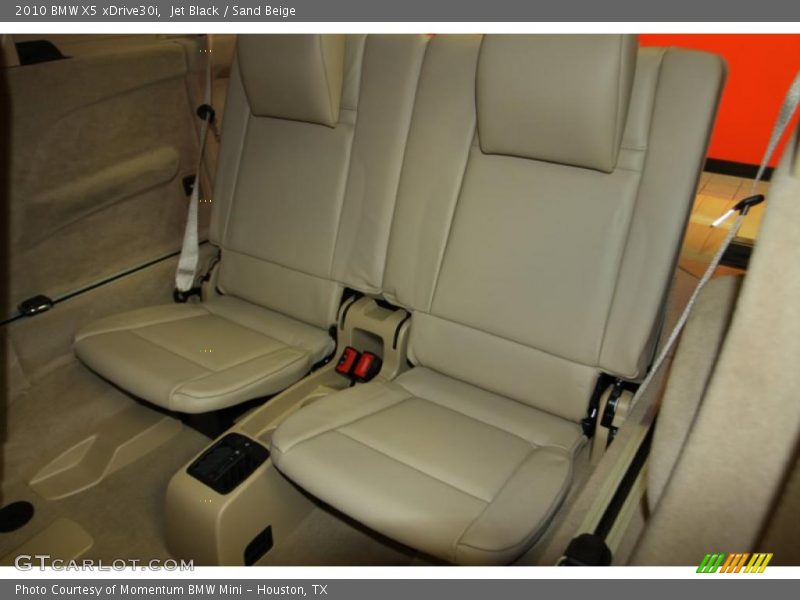 Jet Black / Sand Beige 2010 BMW X5 xDrive30i