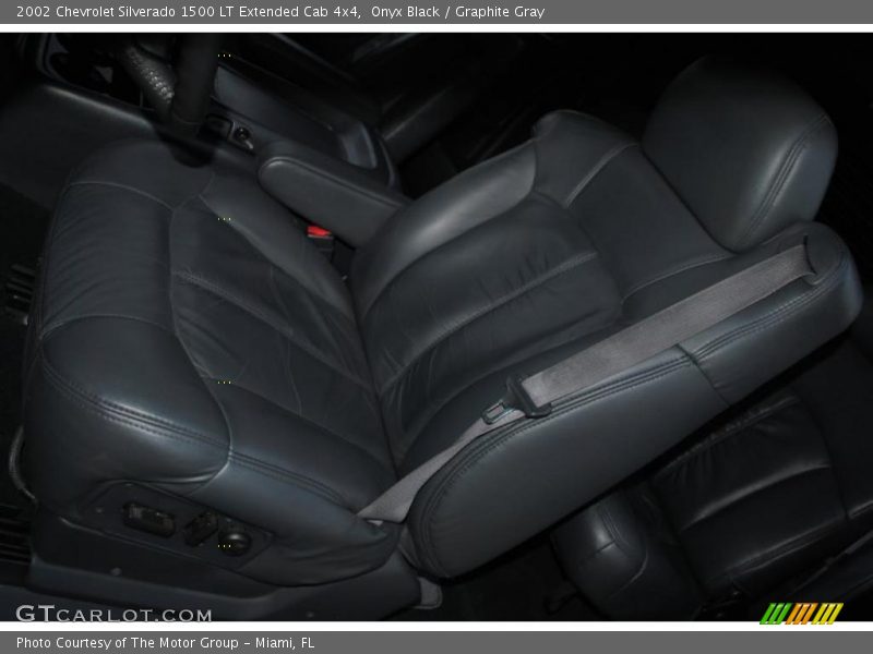 Onyx Black / Graphite Gray 2002 Chevrolet Silverado 1500 LT Extended Cab 4x4