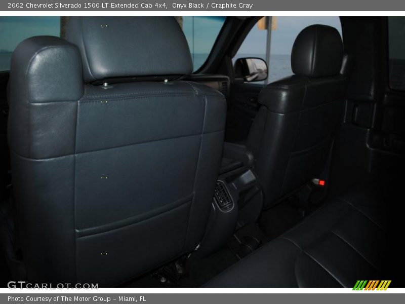 Onyx Black / Graphite Gray 2002 Chevrolet Silverado 1500 LT Extended Cab 4x4