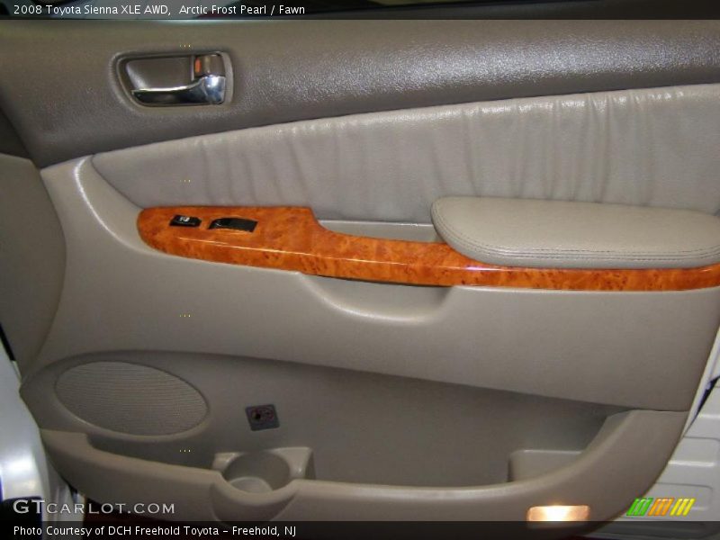 Arctic Frost Pearl / Fawn 2008 Toyota Sienna XLE AWD