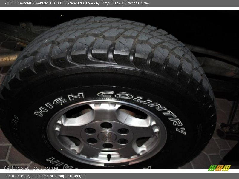 Onyx Black / Graphite Gray 2002 Chevrolet Silverado 1500 LT Extended Cab 4x4