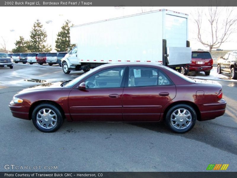 Bordeaux Red Pearl / Taupe 2002 Buick Regal LS