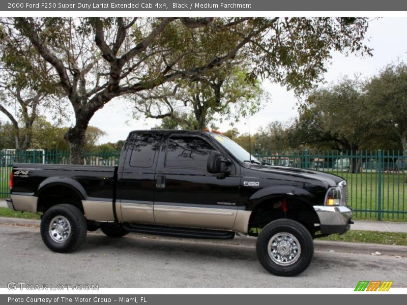 Black / Medium Parchment 2000 Ford F250 Super Duty Lariat Extended Cab 4x4