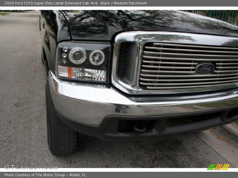 Black / Medium Parchment 2000 Ford F250 Super Duty Lariat Extended Cab 4x4