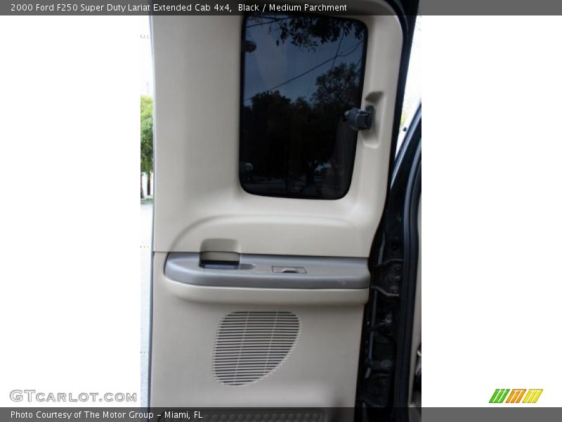Black / Medium Parchment 2000 Ford F250 Super Duty Lariat Extended Cab 4x4