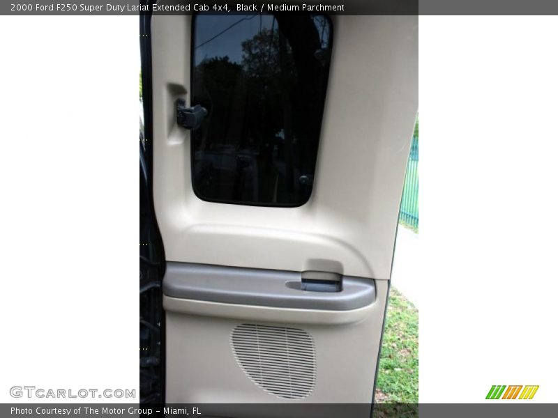 Black / Medium Parchment 2000 Ford F250 Super Duty Lariat Extended Cab 4x4