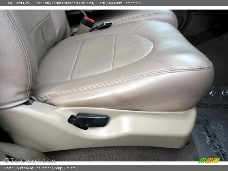 Black / Medium Parchment 2000 Ford F250 Super Duty Lariat Extended Cab 4x4