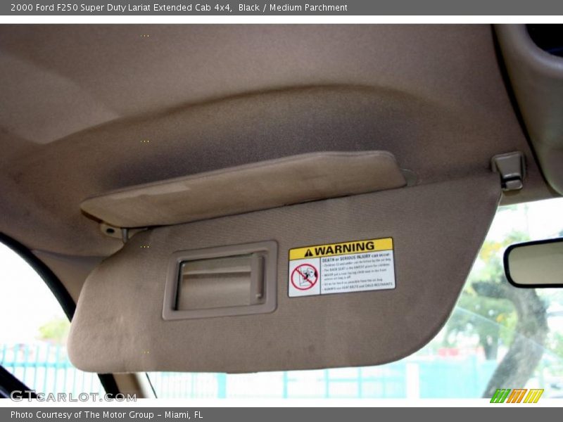 Black / Medium Parchment 2000 Ford F250 Super Duty Lariat Extended Cab 4x4