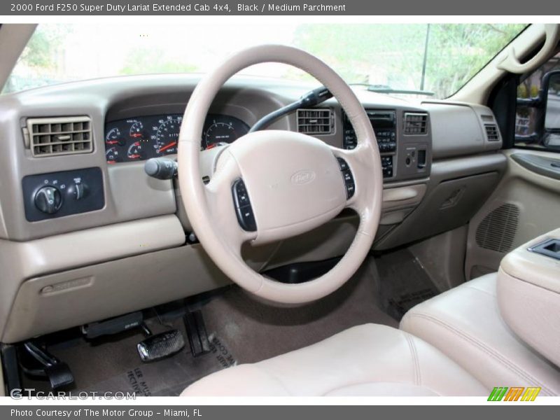 Medium Parchment Interior - 2000 F250 Super Duty Lariat Extended Cab 4x4 