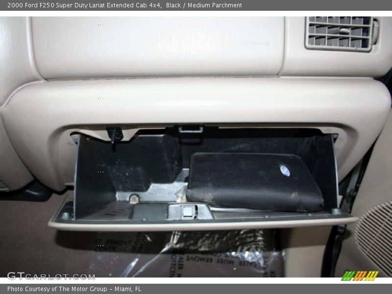 Black / Medium Parchment 2000 Ford F250 Super Duty Lariat Extended Cab 4x4